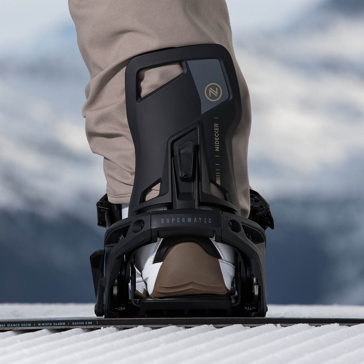 Supermatic Snowboard Bindings 2025 - Snowtrax