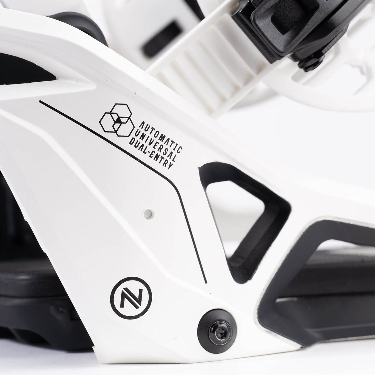 Supermatic Snowboard Bindings 2025 - Snowtrax