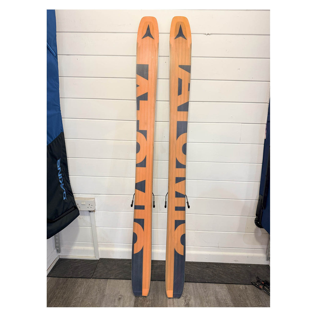 Backland 109 Skis & SHIFT² 13 MN Binding - Ex Demo