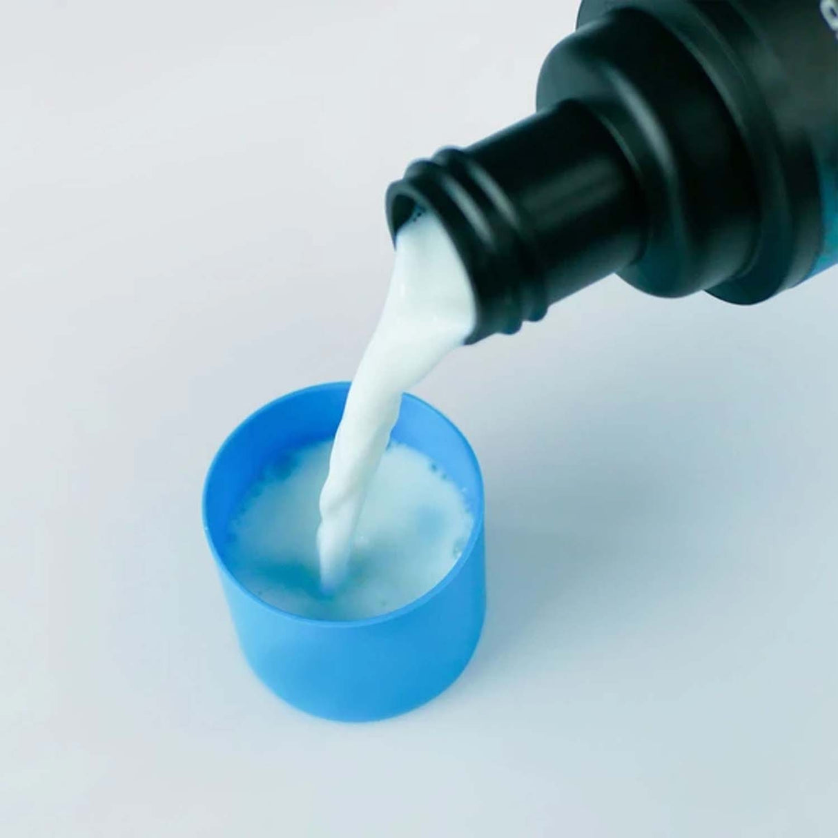 Clothing Wash & Repel 2-in-1 300ml - Snowtrax