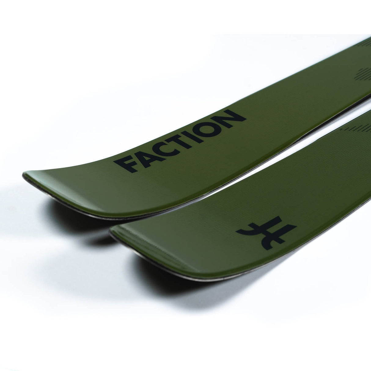 Agent 2 Skis 2024 - Snowtrax