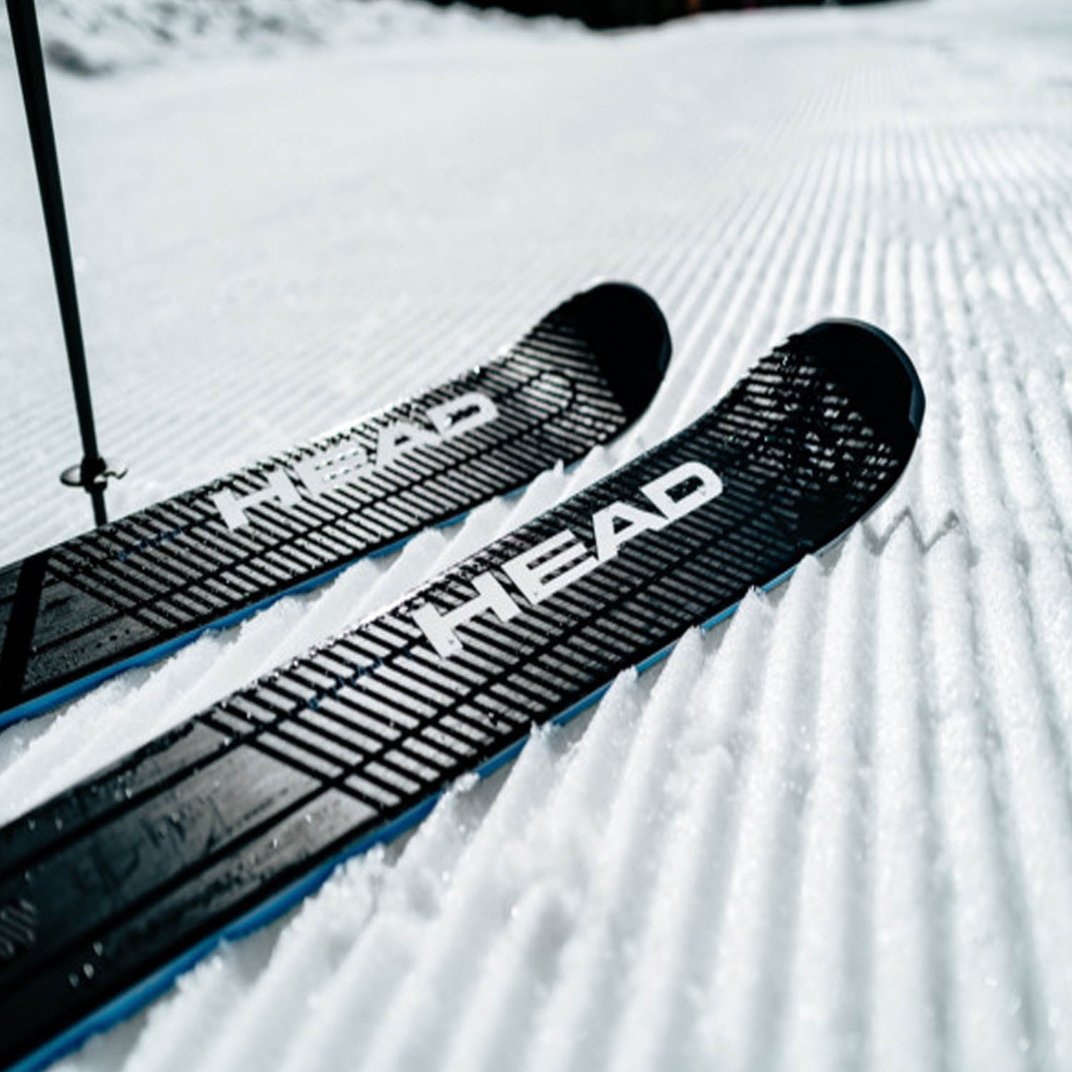 Head Supershape e-Titan Skis PRD 12 GW Bindings 2022