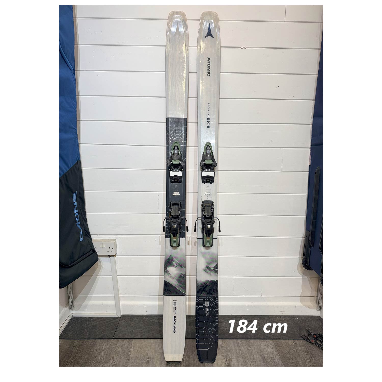 Atomic Backland 109 Skis & SHIFT² 13 MN Binding w/Skins - Ex Demo