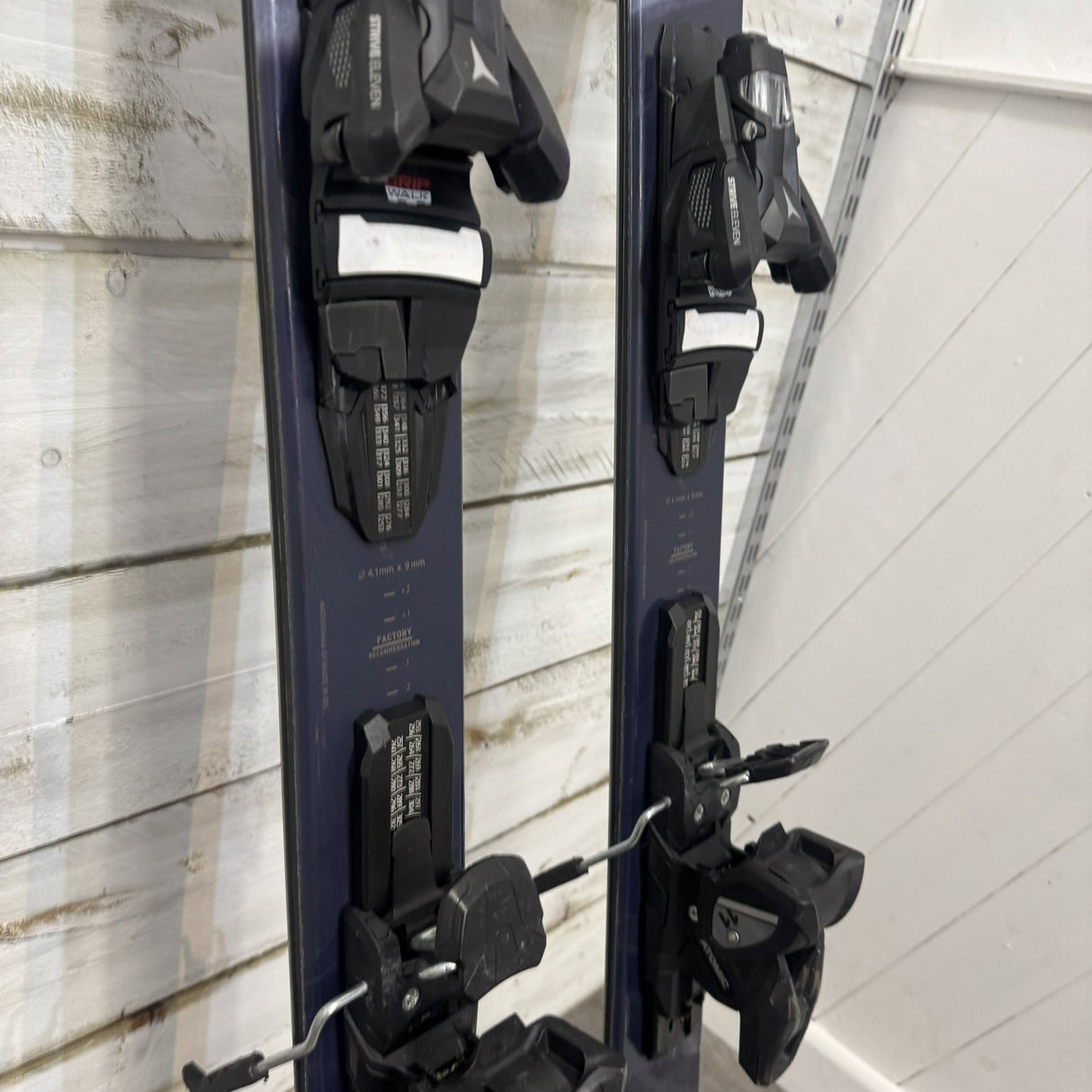 Maven 88 CTI Skis & Strive 12 GW Bindings 2026 - Ex Demo