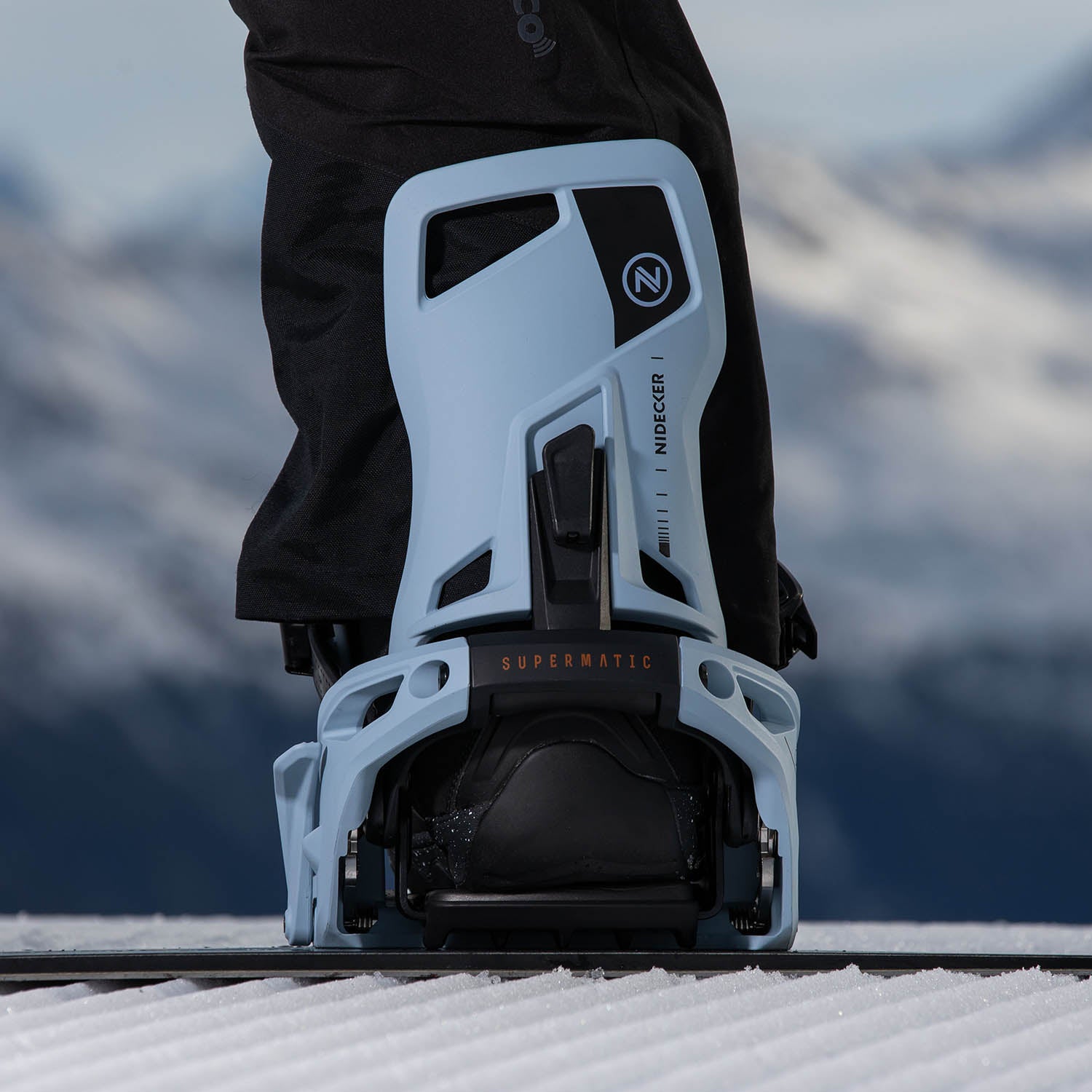 □ Nidecker □ Supermatic Bindings 2023-24 / White - LADE STORE 花笠高原 & 那須高原 |  バックカントリーユースのLADEカスタムオーダービーニーや芽育雪板,Peacemaker Snowskateなどフリーフット、PRANA  PUNKS,GREEN.LABなど国産スノーボード取扱店