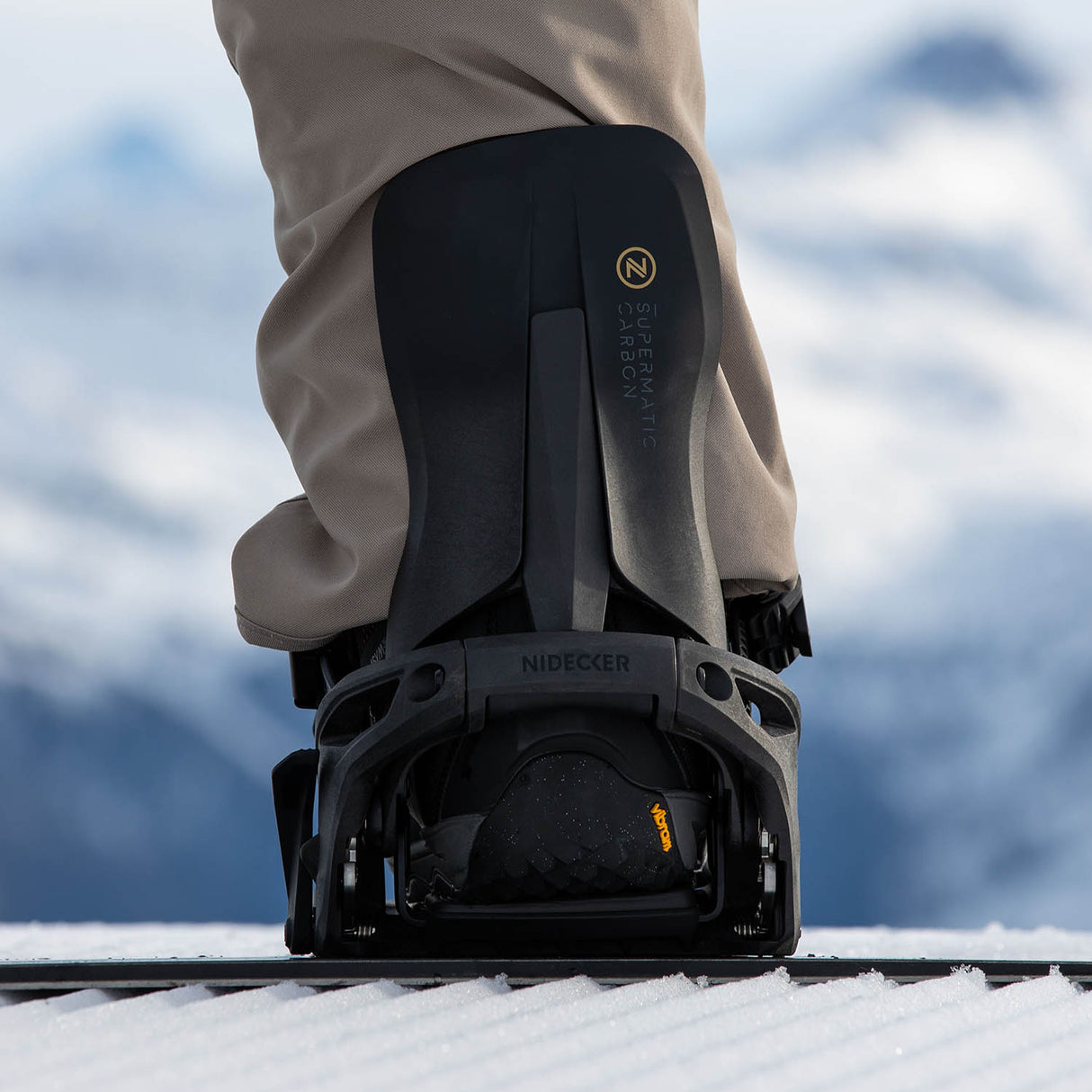 Supermatic Carbon Snowboard Bindings 2025 - Snowtrax