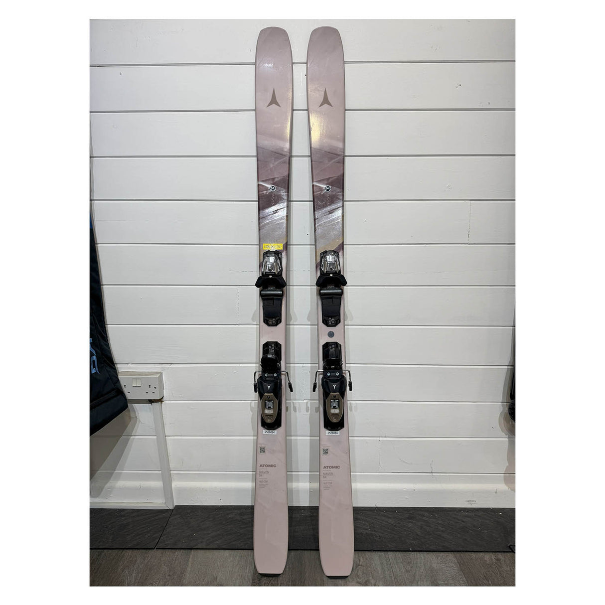 Maven 84 LT Skis & E M10 GW Binding - Ex Demo